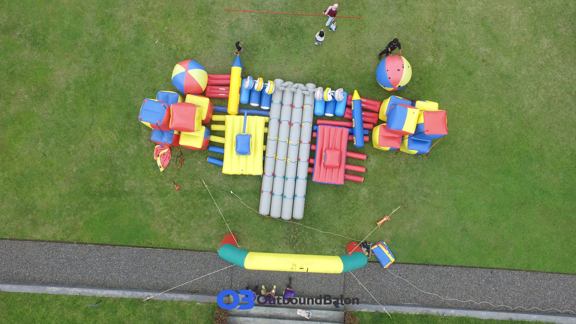 Jasa Outbound Inflatable Games Balon Seru di 