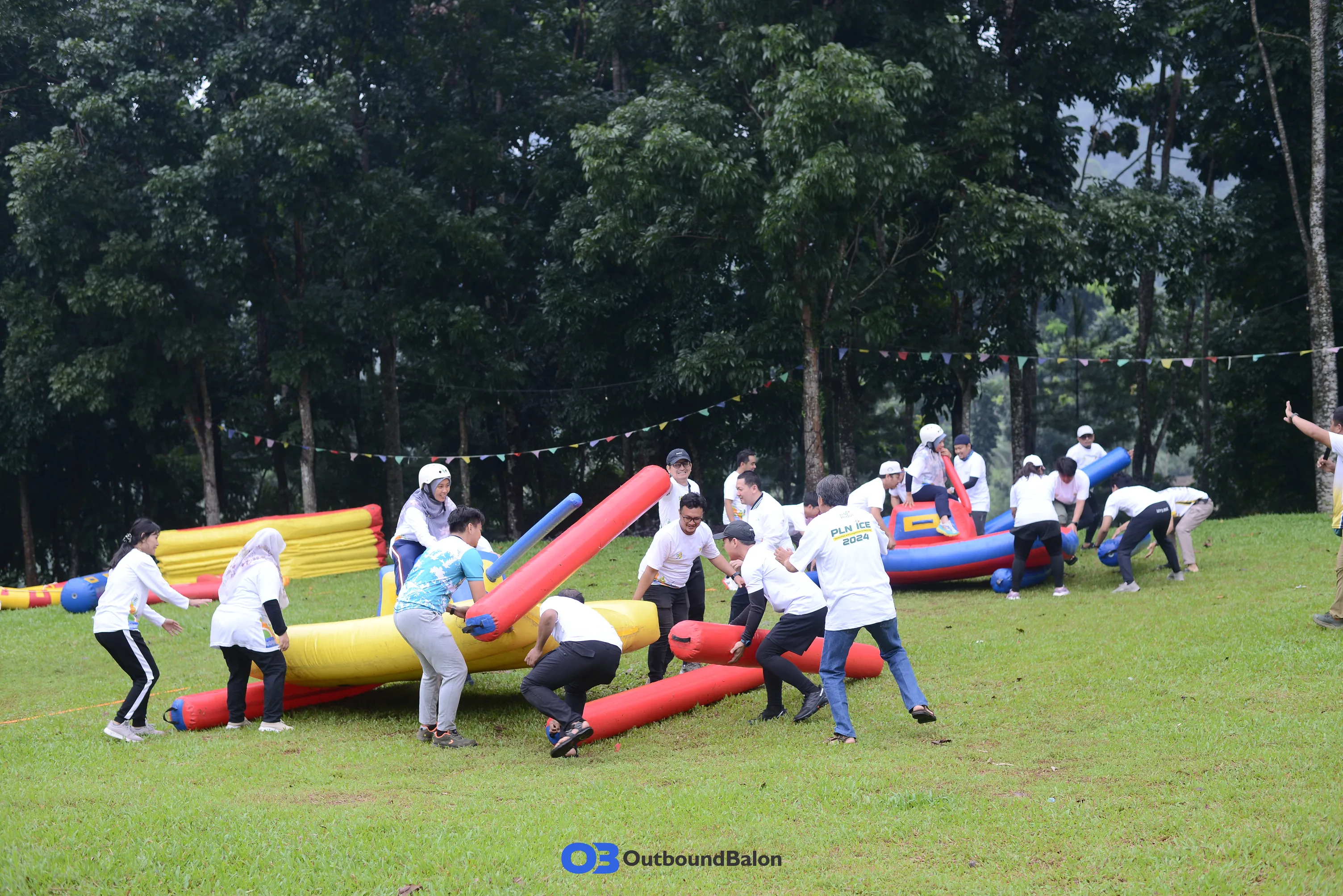 Travel Outbound Inflatable di Mason Pine Hotel